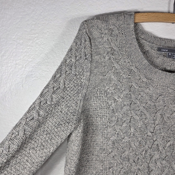 Vince Grey Colorblock Cable Knit Crewneck Sweater Size M Yak & Wool Blend - Picture 4 of 16